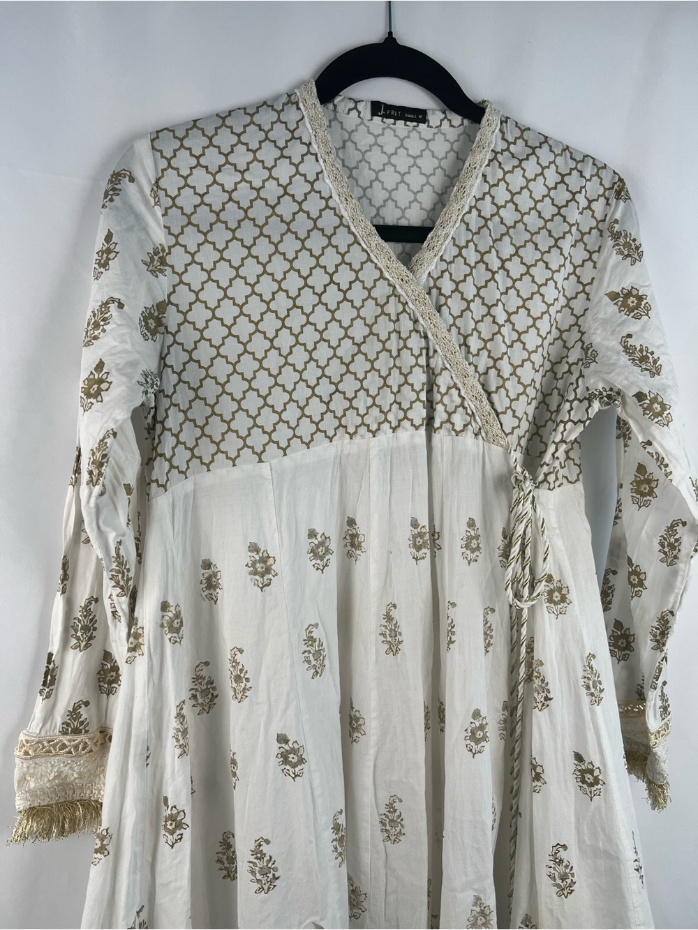 J. Pret Wrap Style S Ivory Floral Kurta